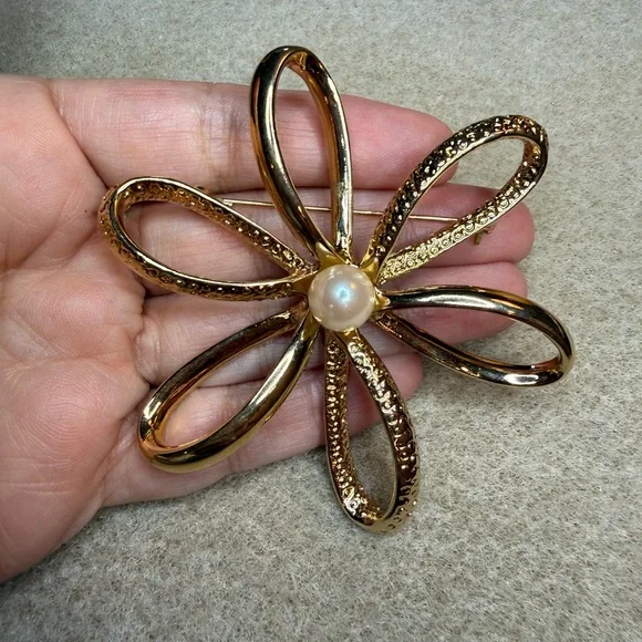 Vintage Park Lane Floral Ribbon Brooch - Picture 2 of 4